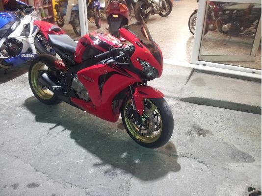 HONDA CBR 1000 RR Fireblade 