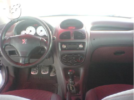 PEUGEOT 206 