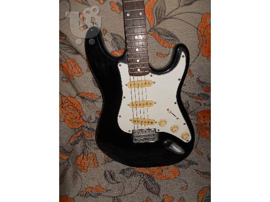 Ηλεκτρική κιθάρα stratocaster fender.