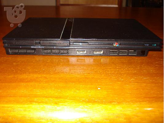 Πωλείται μεταχειρισμενο Playstation 2 με τρια παιχνιδια και τιμονιερα...