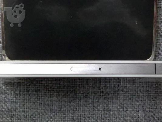 Apple iPhone 4s
