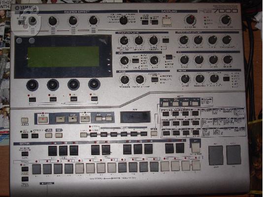PoulaTo: yamaha rs 7000 music workstation