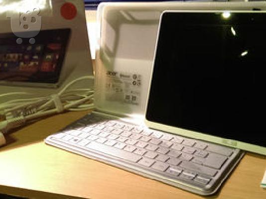 PoulaTo: Acer Iconia W700
