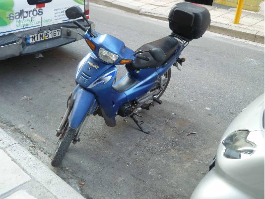 PoulaTo: HONDA Black Widow '05
