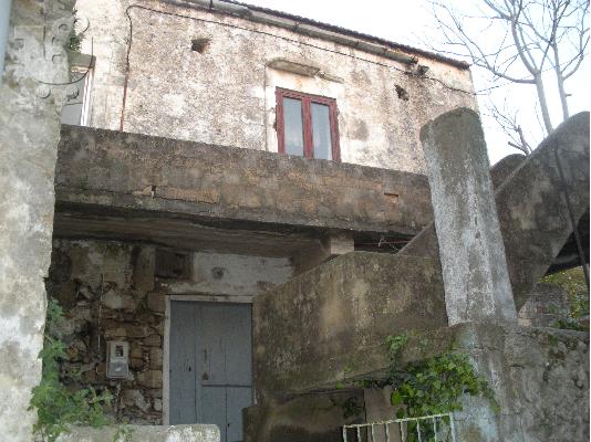 PoulaTo: Πωλείται παλιά παραδοσιακή οικία