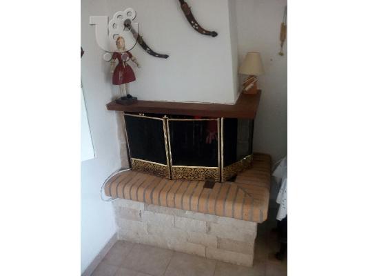 Πωλείται τζάκι γωνιακό μαντεμενιο ανοιχτού τύπου...