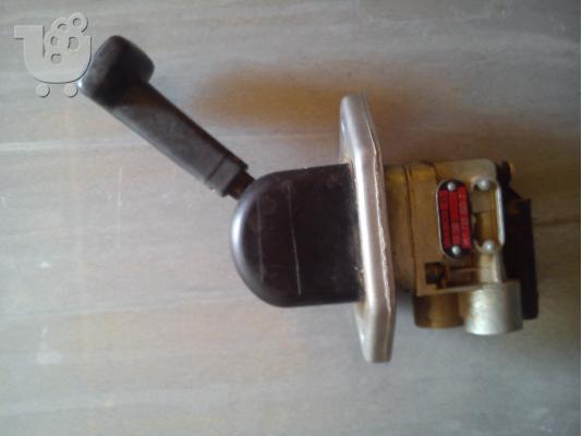BAΛΒΙΔΑ ΧΕΙΡΟΦΡΕΝΟΥ WABCO 9617230057