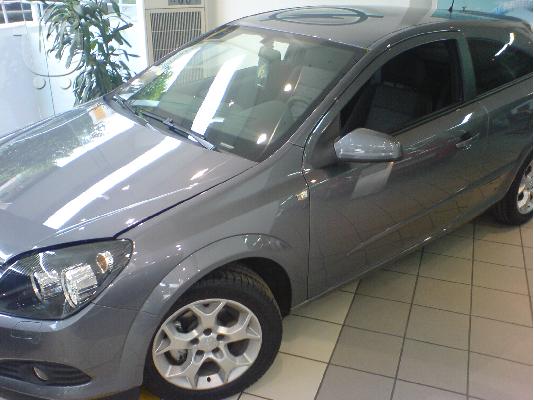 PoulaTo: OPEL ASTRA '06