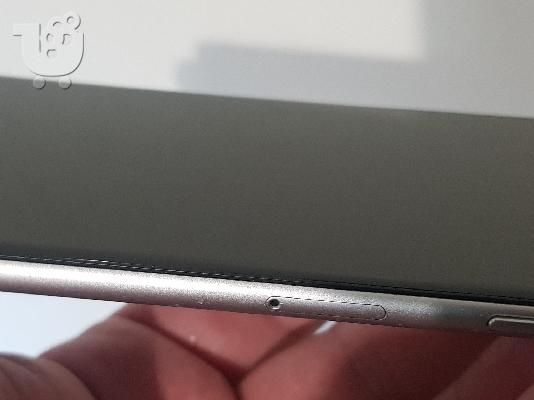 Apple iPhone A1586
