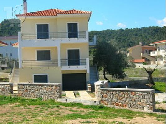 PoulaTo: Μεζονέτα 190 τ.μ. σε 390 τ.μ οικόπεδο