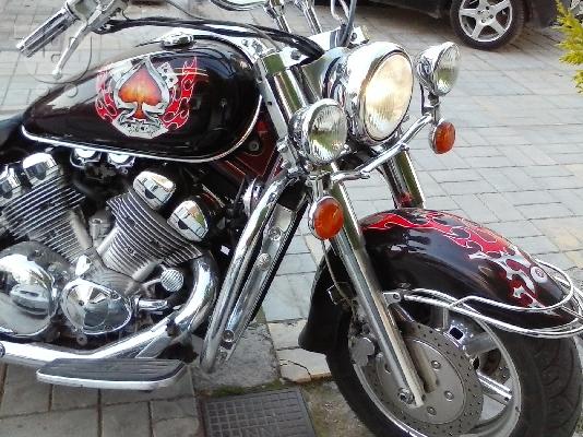PoulaTo: YAMAHA  '04