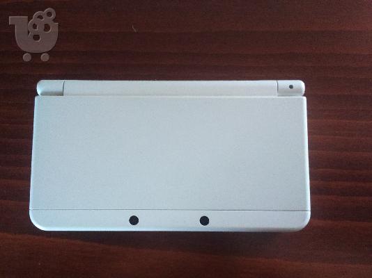 Nintendo 3ds με δώρο 10 παιχνίδια