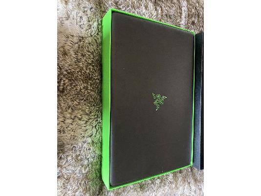 PoulaTo: Razer Blade Pro Gaming Laptop 17