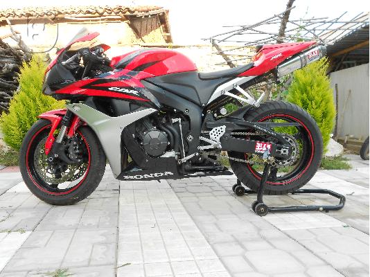 HONDA CBR 600 RR 