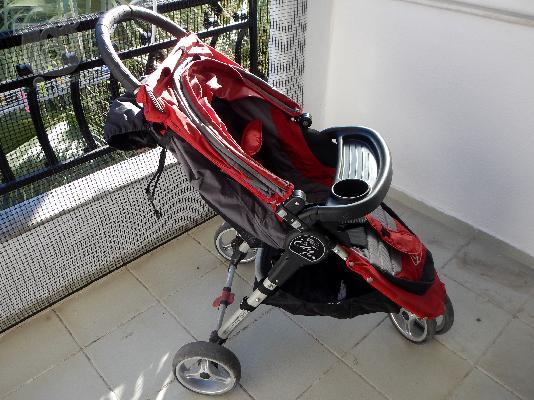 PoulaTo: Καροτσι Baby Jogger city mini