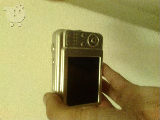 fujifilm finepix av200