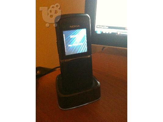 PoulaTo: nokia sirocco 8800 black