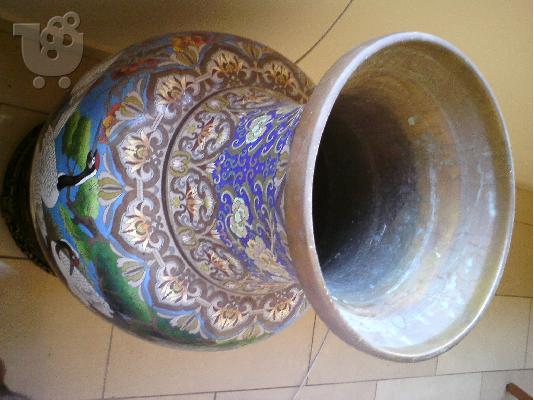 PoulaTo: ANTIQUE CHINESE BRONZE VASE