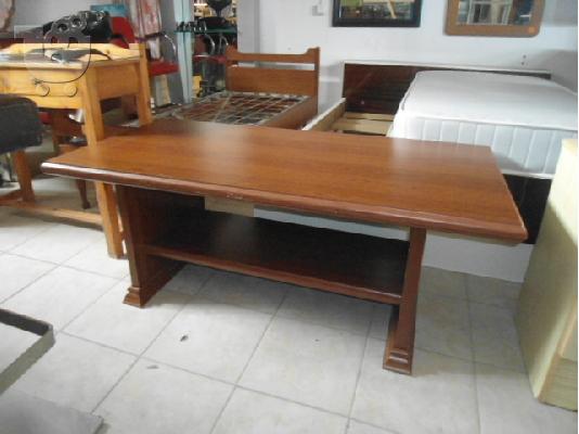 PoulaTo: ΤΡΑΠΕΖΑΚΙ (363/4) TABLE