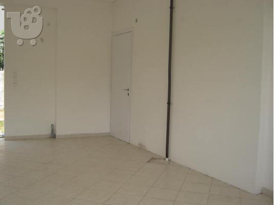 Ισόγειος επαγγελματικός χώρος