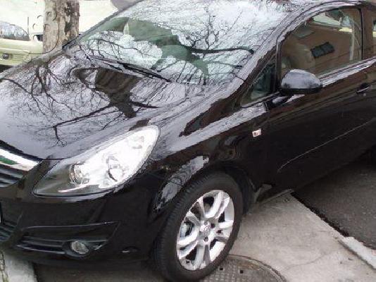 PoulaTo: OPEL CORSA '09