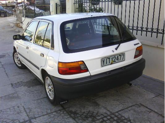 TOYOTA STARLET 