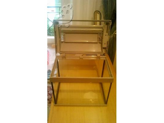 Πωλειται ενυδρειο 20L.
