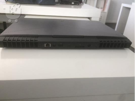 Alienware 15 R3 (i7-7820HK, GTX 1080 Max-Q, Full-HD)