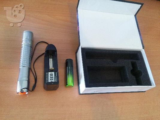 Ισχυρο πρασινο laser!