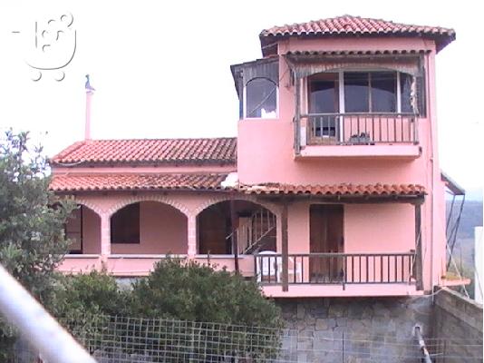 PoulaTo: μονοκατοικια με οικοπεδο κοντα στη θαλασσα