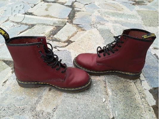 PoulaTo: Dr martens cherry Red