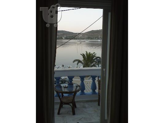ΠΩΛΟΥΝΤΑΙ ΕΝΟΙΚΙΑΖΟΜΕΝΑ ΔΩΜΑΤΙΑ ΣΤΗ ΣΕΡΙΦΟ