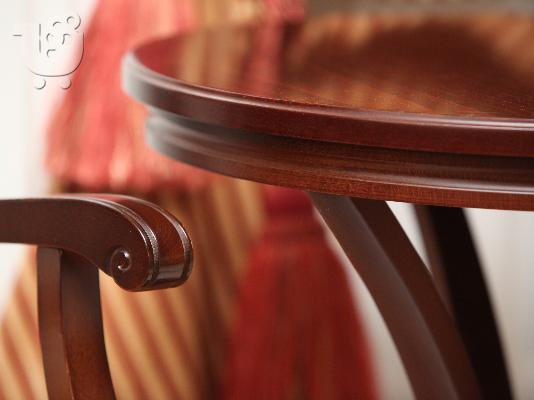 PoulaTo: Πολυθρονάκια και τραπέζι