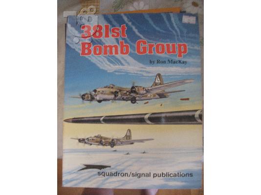 PoulaTo: SQUADRON-381 BOMB GROUP-MACAY