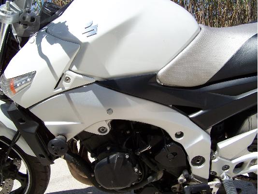 SUZUKI GSR 600 (all versions) 
