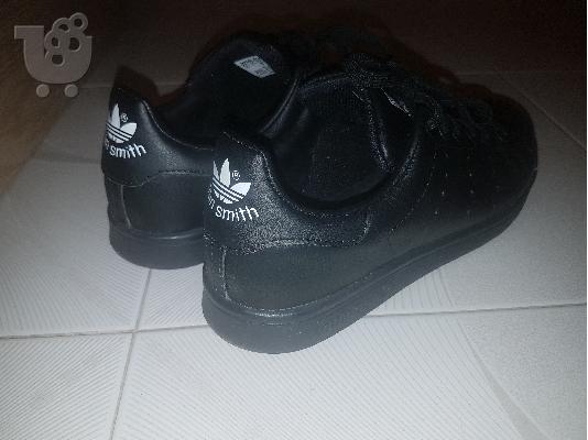 Πωλουνται stan smith παπουτσια