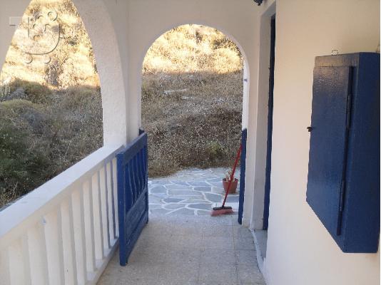πωληται ακινητο με 5 γκαρσονιερες στο μεριχα Κυθνου...