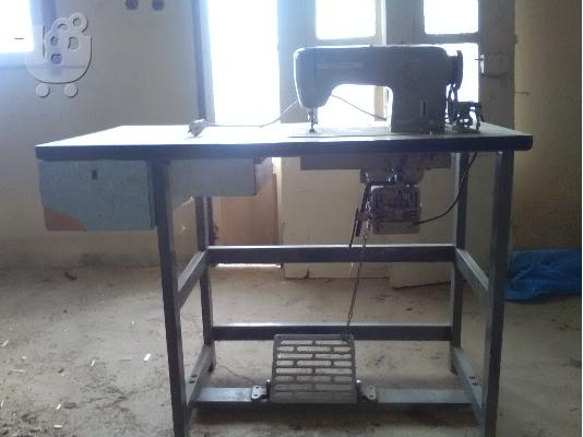 PoulaTo: Επαγγελματική ραπτομηχανή ΒERNINA 740-11