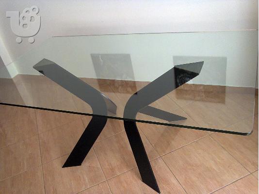 ΤΡΑΠΕΖΑΡΙΑ ΚΑΙ ΚΑΡΕΚΛΕΣ