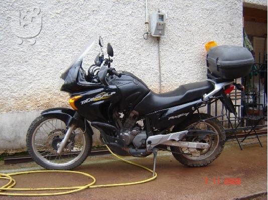 PoulaTo: HONDA XL 650 V Transalp '05