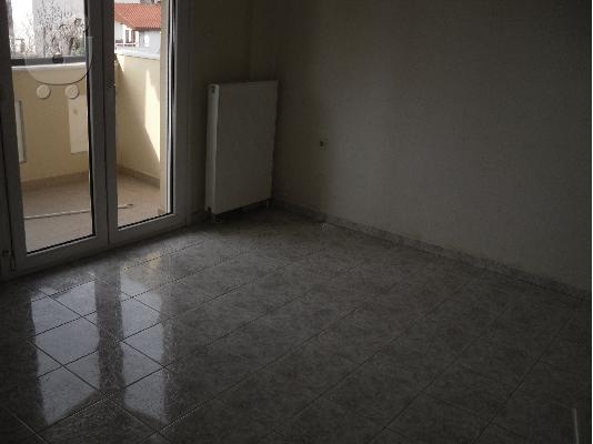 ενοικιαζεται διαμερισμα 85 m  στα μετεωρα