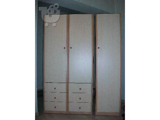 Έπιπλα σαλονιού και κρεβατοκάμαρας σε χαμηλές τιμές...