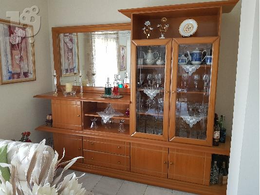 πωλουνται σαλονι 2 πολυθρονες και συνθετο Αλεξανδρεια Ημαθιας...