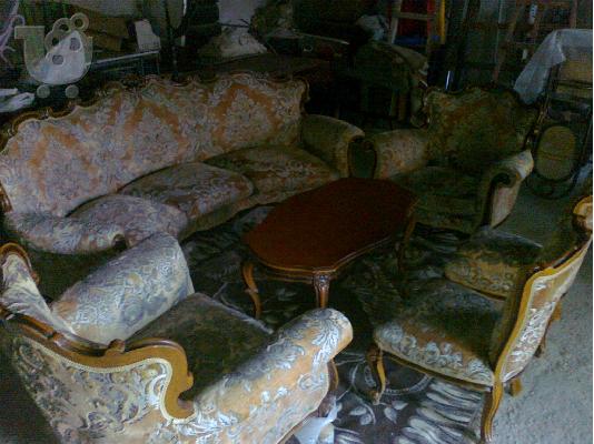 PoulaTo: πωλουνται κλασσικα σκαλιστα επιπλα 
