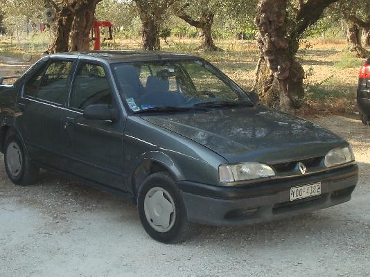 RENAULT 19 