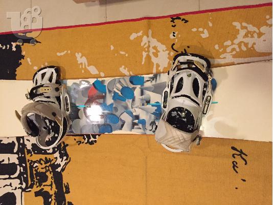SNOWBOARD BURTON