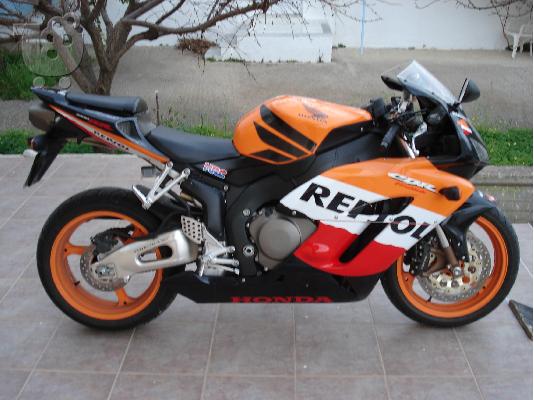 PoulaTo: HONDA CBR 1000 RR Fireblade '05