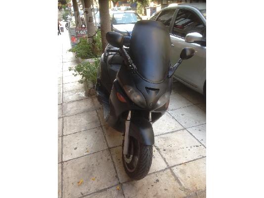 PoulaTo: Scooter piaggio ολοκληρο για ανταλακτικά