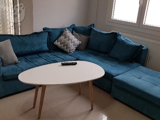 Καναπές γωνιά 2,40χ1,75 και σκαμπό καναπέ 75χ75 και τραπέζι σαλονιού 1,05χ60...