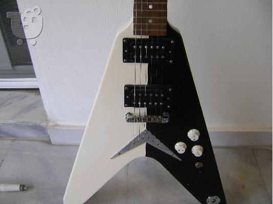 Πωλείται κιθάρα Dean Michael Schenker Standard με βαλίτσα